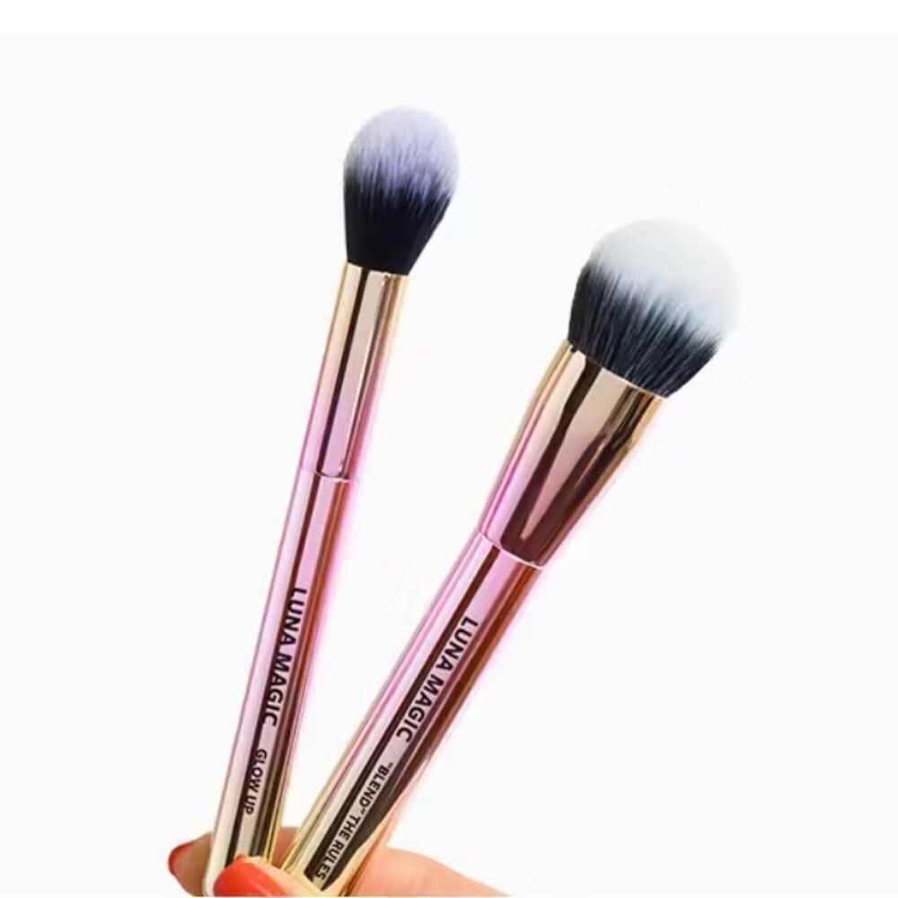 Luna Magic Blend Rules Glow Up 2-Piece Face Brush Set Powder Highlighter NWT